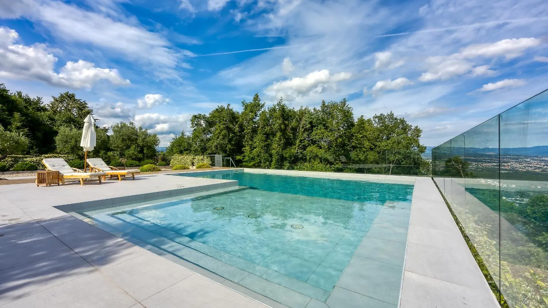 New In 2024 Villa Lina Οπατία 0*,  Κροατία