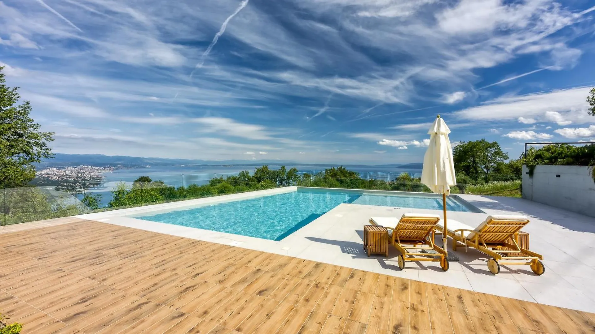 New In 2024 Villa Lina Οπατία